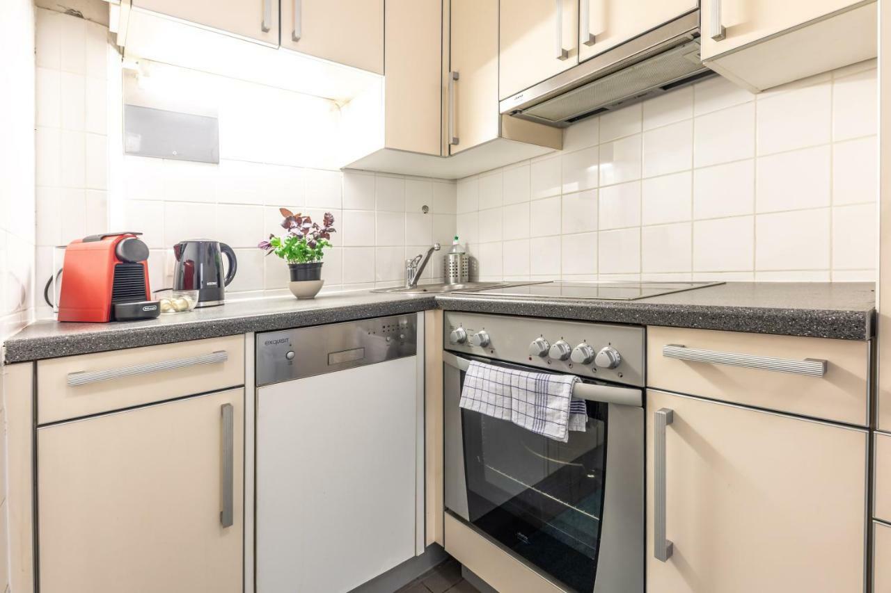 Apartment Near Naschmarkt Wina Bagian luar foto